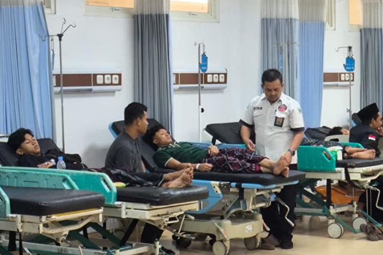 Korban Keracunan MBG di Sidoarjo Capai 592 Orang, Desakan Tutup Dapur SPPG Kalitengah Makin Gencar