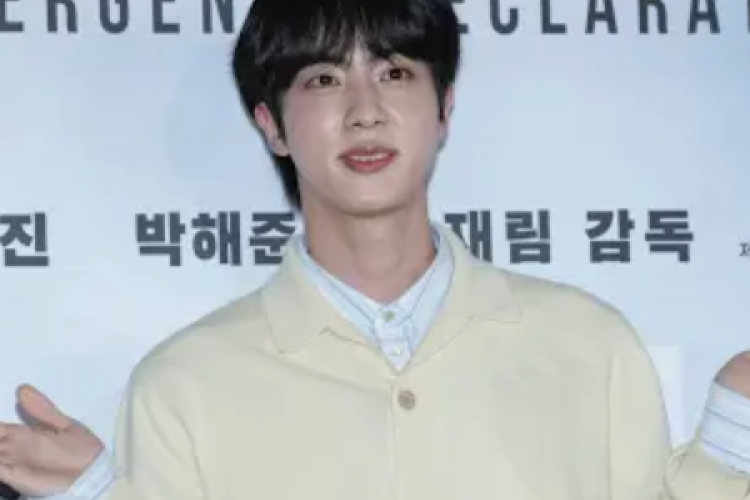 Army Merapat! Jin BTS Debut Acara Reality Show di Netflix, Siap Jalankan Wisma B&B di Atas Air