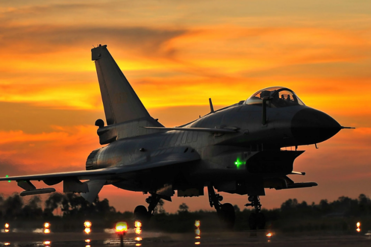 Profil dan Spesifikasi Chengdu J-10C, Pesawat Tempur Asal China yang Gagah Taklukkan Rafale Prancis
