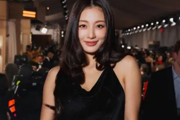 Jihyo TWICE Resmi Keluar dari JYP Entertainment, Agensi EMITHAUS Jadi Awal Perjalanan Barunya