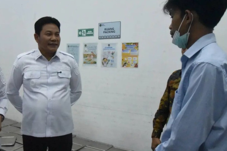 Kepala SPPG Kalitengah Sampaikan Permohonan Maaf Usai 592 Santri MBG Sidoarjo Diduga Keracunan