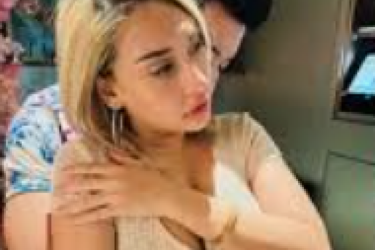 Link Zarina Anjoulie Viral Telegram Full Durasi, Video Live Streaming Masak-masak ada ‘Hot Daddy’