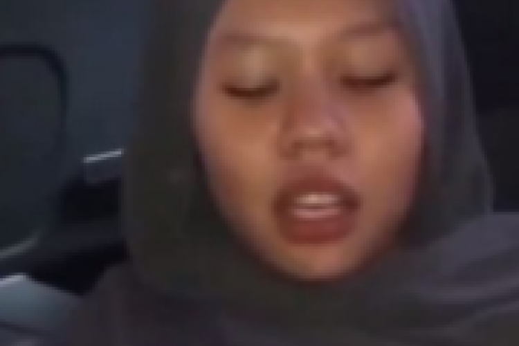 Kembali Viral! Erin Bugis Full Video HD No Sensor, M*sum di Mobil Bersama Pacar Kepergok Warga